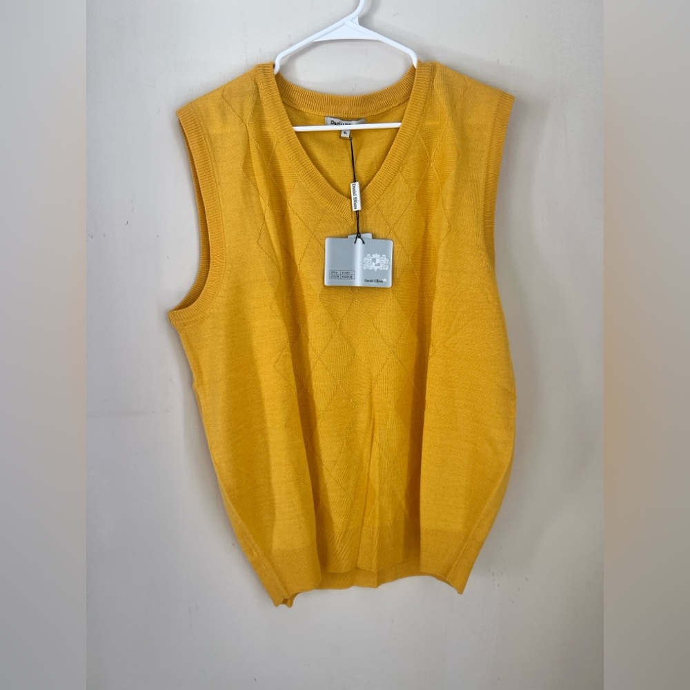 BNWT Daniel Ellissa vest size XL gold